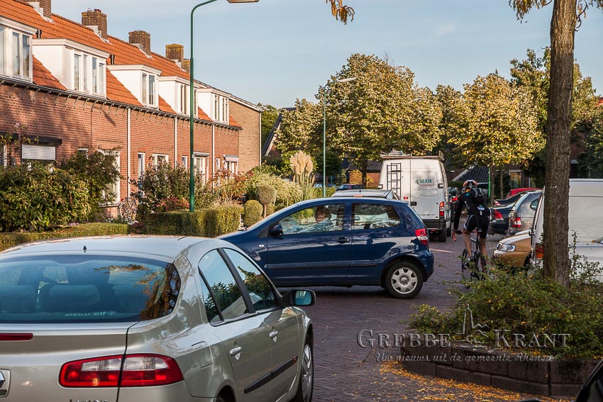 Rhenen, 28 september 2015. Afsluiting Herenstraat. File op de Prins Bernhardstraat. Fotograaf: Hans Hoekstra
