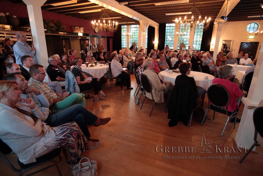 Rhenen, 01 september 2015. Informatie-bijeenkomst nieuwe inrichting binnenstad. Fotograaf: Peter Kuhl.