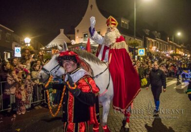 Verlichte Sinterklaasoptocht in Rhenen Verlichte Sinterklaasoptocht in Rhenen